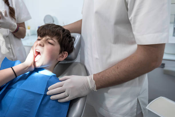 Best Emergency Dental Care for Broken or Chipped Teeth in Lake Jackson, TX